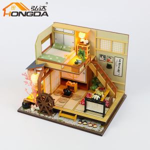 Boneka Rumah Miniatur